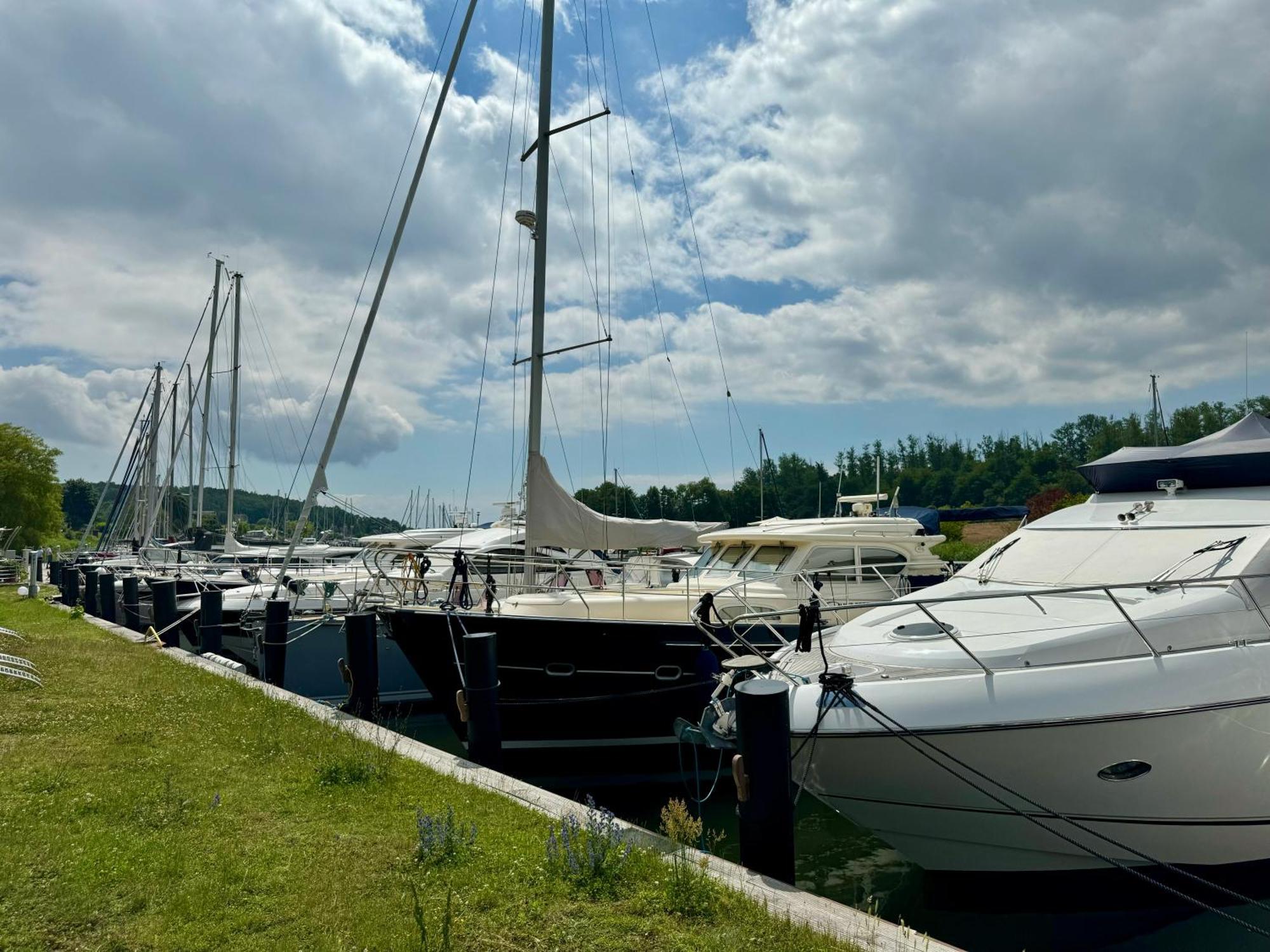 "Am Yachthafen" Daire Seedorf  Dış mekan fotoğraf